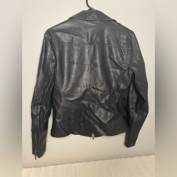 Faux leather jacket - Picture 5 of 6